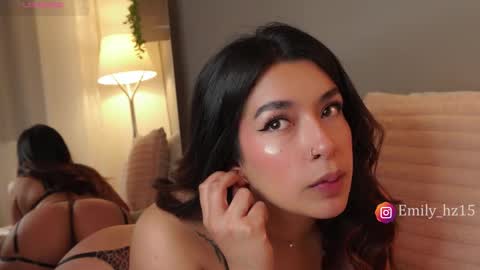 Snapshot of missemily_11 chatting on 03/18/26, 09:34 Yuliana online show from 03/18/26, 09:34