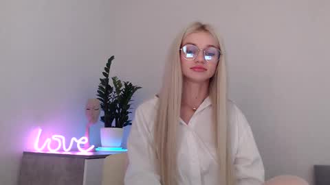 EMMA online show from 12/01/24, 06:30