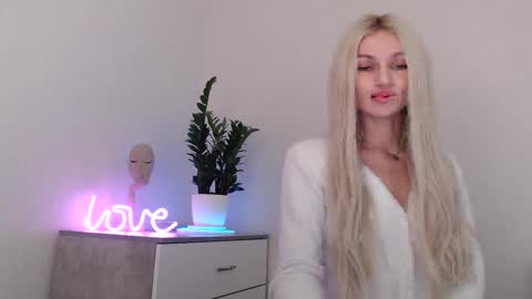 EMMA online show from 12/06/24, 09:02