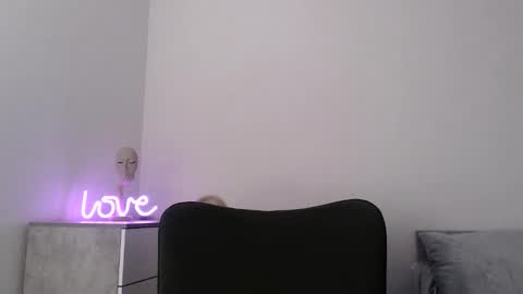 EMMA online show from 09/08/25, 08:08