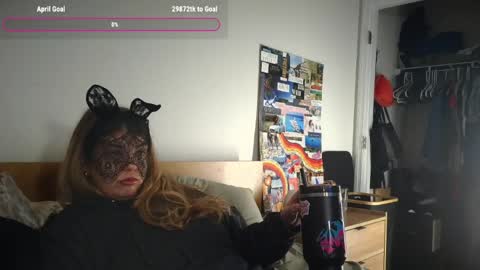 Snapshot of missemmbeex chatting on 04/04/26, 01:26 missemmbeex online show from 04/04/26, 01:26