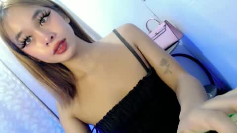 Snapshot of missfantasia chatting on 03/15/26, 12:00 missfantasia online show from 03/15/26, 12:00