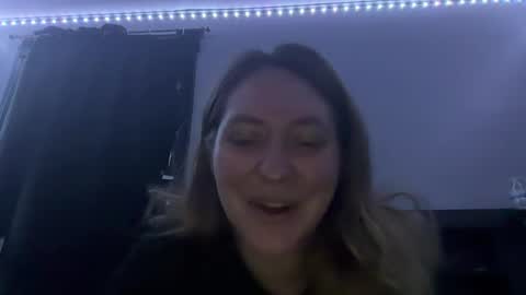 Snapshot of missfantastic0903 chatting on 04/17/26, 01:19 missfantastic0903 online show from 04/17/26, 01:19