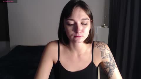 missfiti online show from 10/17/25, 03:14