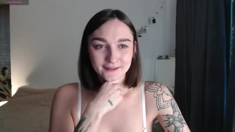 Snapshot of missfiti chatting on 12/04/25, 11:41 missfiti online show from 12/04/25, 11:41