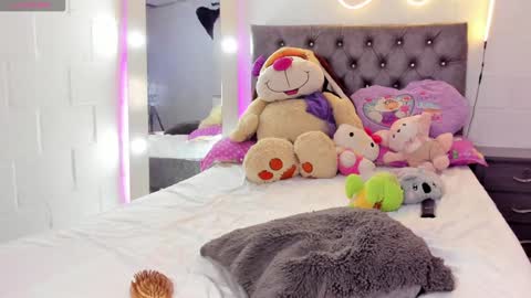 Snapshot of missgissel chatting on 12/30/24, 08:36 Gisell Gigi online show from 12/30/24, 08:36