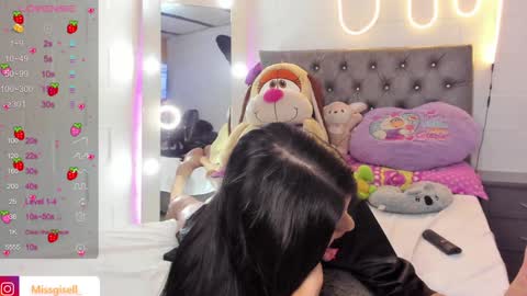 Snapshot of missgissel chatting on 01/04/25, 08:37 Gisell Gigi online show from 01/04/25, 08:37