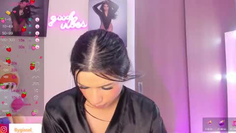 Snapshot of missgissel chatting on 02/27/25, 05:47 Gisell Gigi online show from 02/27/25, 05:47