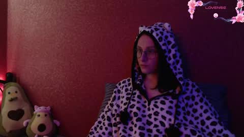 Snapshot of missgray69_ chatting on 02/21/25, 08:05 Victoria online show from 02/21/25, 08:05