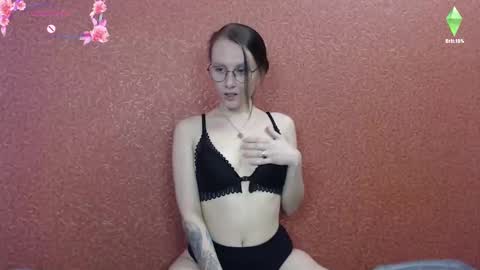 Snapshot of missgray69_ chatting on 03/09/25, 09:46 Victoria online show from 03/09/25, 09:46