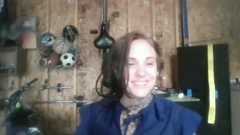 misshoneybadger333 online show from 09/30/25, 11:21
