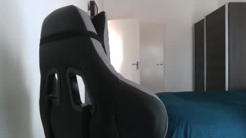 Snapshot of mission_cumpossible chatting on 02/09/25, 10:53 SperminatoR online show from 02/09/25, 10:53