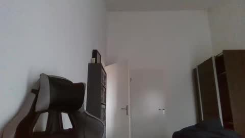 Snapshot of mission_cumpossible chatting on 02/22/25, 08:29 SperminatoR online show from 02/22/25, 08:29