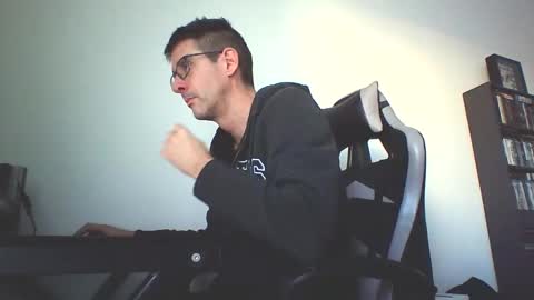 Snapshot of mission_cumpossible chatting on 11/16/25, 08:42 SperminatoR online show from 11/16/25, 08:42