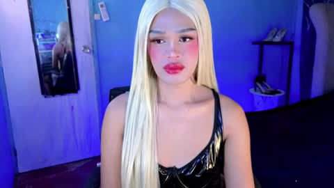 Snapshot of missionary_addiction_cumshot chatting on 04/09/26, 02:55 im your queen steffie online show from 04/09/26, 02:55