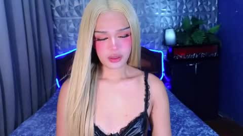 Snapshot of missionary_addiction_cumshot chatting on 06/06/26, 01:16 im your queen steffie online show from 06/06/26, 01:16