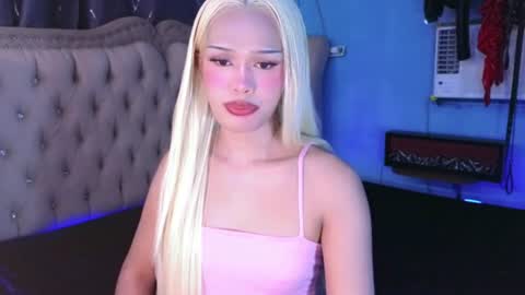 im your queen steffie online show from 07/14/26, 12:00
