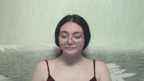 Snapshot of missis_mona chatting on 01/12/25, 06:27 missis mona online show from 01/12/25, 06:27