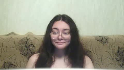 Snapshot of missis_mona chatting on 01/14/25, 08:15 missis mona online show from 01/14/25, 08:15