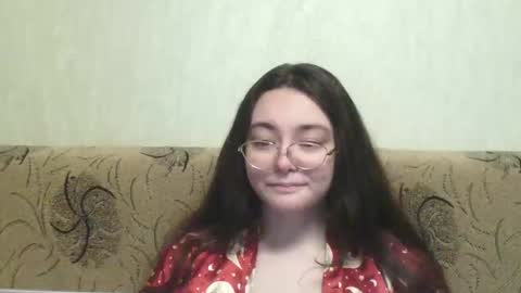 Snapshot of missis_mona chatting on 03/03/25, 08:21 missis mona online show from 03/03/25, 08:21