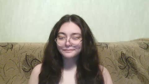 Snapshot of missis_mona chatting on 03/06/25, 08:37 missis mona online show from 03/06/25, 08:37