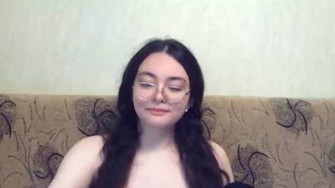 Snapshot of missis_mona chatting on 09/13/25, 11:32 missis mona online show from 09/13/25, 11:32