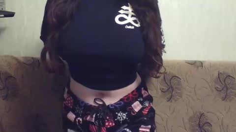 Snapshot of missis_mona chatting on 09/15/25, 04:18 missis mona online show from 09/15/25, 04:18