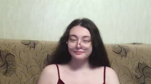 Snapshot of missis_mona chatting on 10/19/25, 08:53 missis mona online show from 10/19/25, 08:53