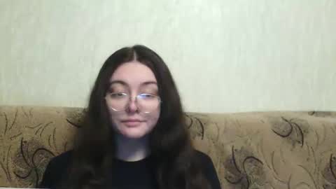 Snapshot of missis_mona chatting on 04/19/26, 02:22 missis mona online show from 04/19/26, 02:22