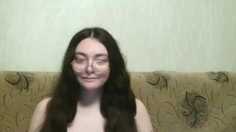 Snapshot of missis_mona chatting on 05/15/26, 11:01 missis mona online show from 05/15/26, 11:01