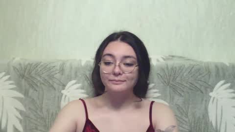 Snapshot of missis_monica_ chatting on 12/12/24, 01:43 Monica online show from 12/12/24, 01:43