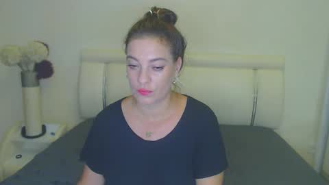 Snapshot of misskhloe chatting on 09/12/25, 07:58 Khloe online show from 09/12/25, 07:58