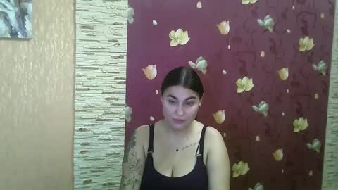 Snapshot of misskiss878 chatting on 12/14/24, 03:47 Lisa online show from 12/14/24, 03:47