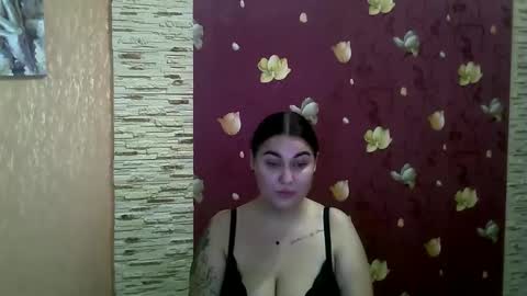 Snapshot of misskiss878 chatting on 02/06/25, 12:54 Lisa online show from 02/06/25, 12:54