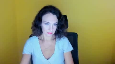 Christina online show from 10/13/25, 11:21