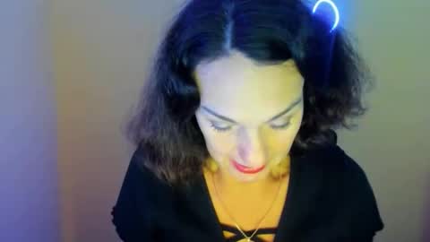 Christina online show from 10/16/25, 11:11