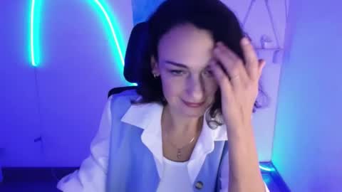 Christina online show from 10/18/25, 11:33