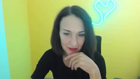 Christina online show from 10/22/25, 11:10