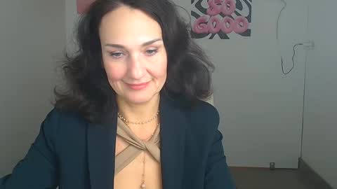 Snapshot of misskristyyy chatting on 04/09/26, 11:26 Christina online show from 04/09/26, 11:26