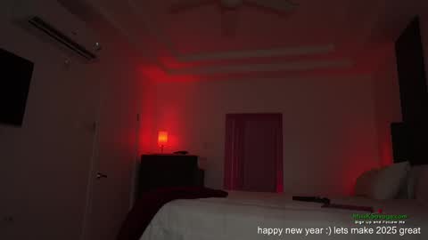 Snapshot of missksavage chatting on 01/01/25, 11:18 Miss K online show from 01/01/25, 11:18