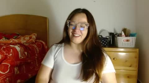 Snapshot of misslady__eva chatting on 03/12/25, 02:20 eva online show from 03/12/25, 02:20