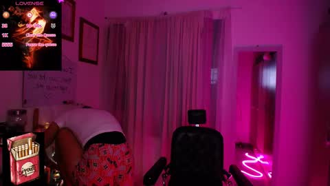 LanaLul  online show from 10/23/25, 04:01