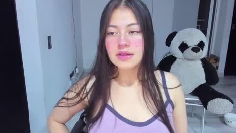 missloren333 online show from 11/04/25, 08:13