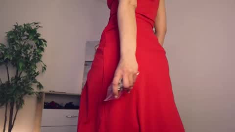 Snapshot of misslullu chatting on 02/20/25, 11:09 Lullu online show from 02/20/25, 11:09