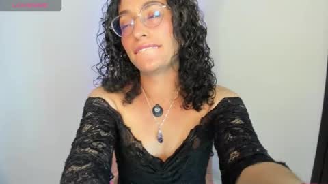 misslya0 online show from 10/24/25, 08:16