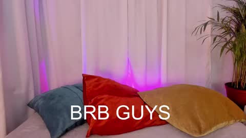 Snapshot of misslynn_ chatting on 02/26/25, 07:09 i am lyn online show from 02/26/25, 07:09