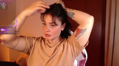 Snapshot of missmariana_ chatting on 05/12/26, 11:24 missmariana_ online show from 05/12/26, 11:24