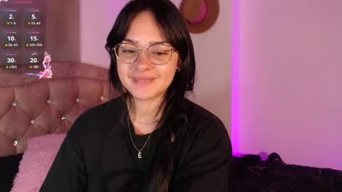 Snapshot of missmariana_ chatting on 05/16/26, 12:18 missmariana_ online show from 05/16/26, 12:18