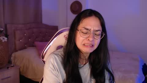 Snapshot of missmariana_ chatting on 05/18/26, 04:07 missmariana_ online show from 05/18/26, 04:07