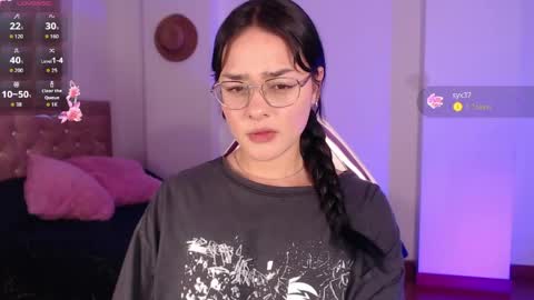 Snapshot of missmariana_ chatting on 05/21/26, 12:17 missmariana_ online show from 05/21/26, 12:17
